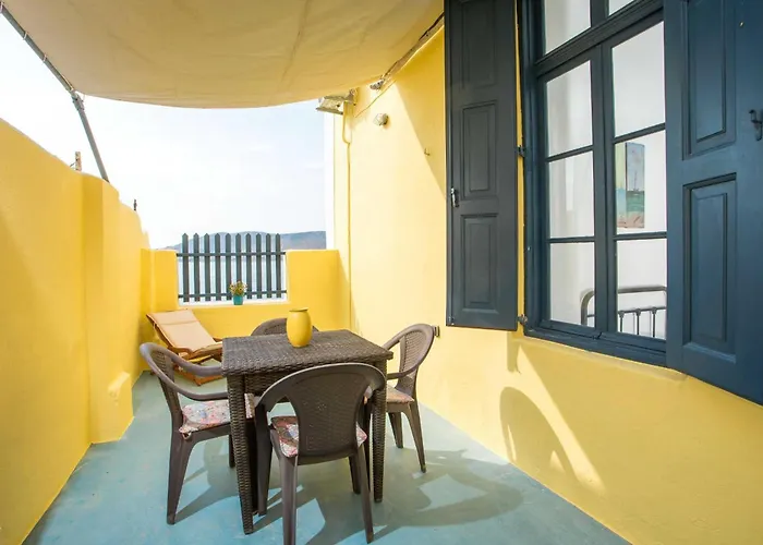 Myrsini's House سيمي